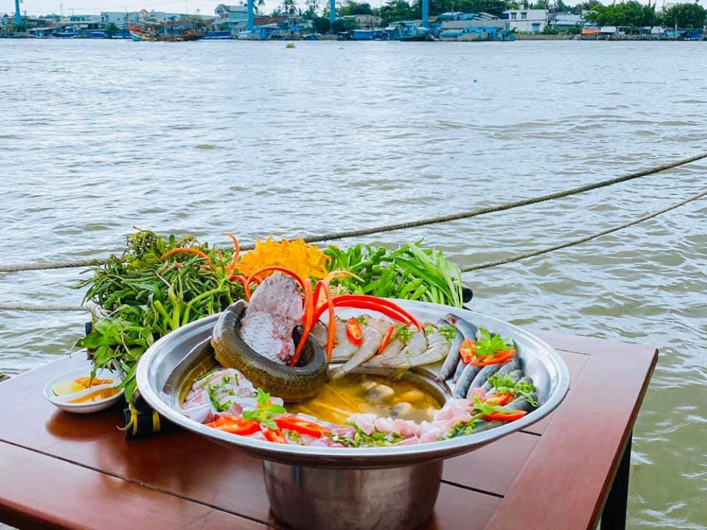 Nhà hàng Sao Hôm nằm ở đâu?